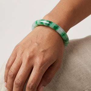 Premium Green Jade Stone Bangle Bracelet for Women β Elegant Natural Pattern Luxury Kada image 2