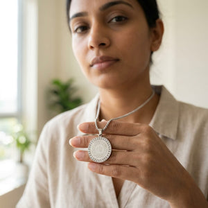 Luxury Ayatul Kursi Round Pendant Necklace β Stainless Steel Islamic Crystal Charm image 1