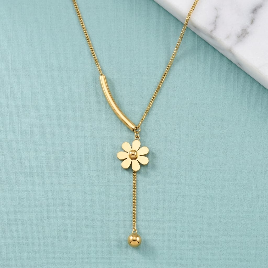Daisy Bloom 18K Gold Plated Stainless Steel Pendant Necklace for Women image 3