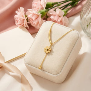 Daisy Bloom 18K Gold Plated Stainless Steel Pendant Necklace for Women image 0