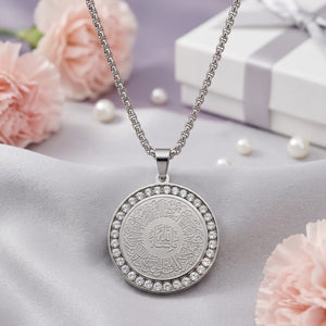 Luxury Ayatul Kursi Round Pendant Necklace – Stainless Steel Islamic Crystal Charm image 4