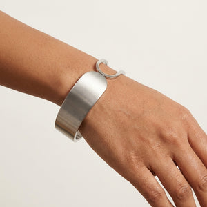 REYLVA Minimalist Gold Tone Wide Cuff Bracelet with Spring-Hinge Closure – product image 8